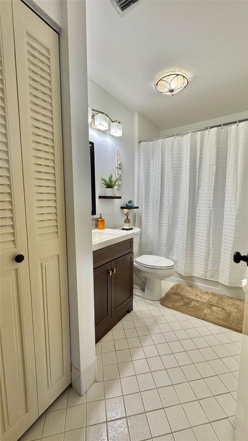 QUADRILLE - Residential