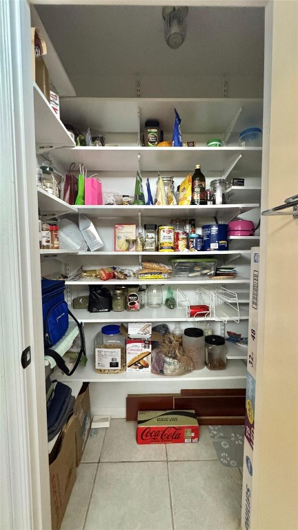 QUADRILLE - Residential