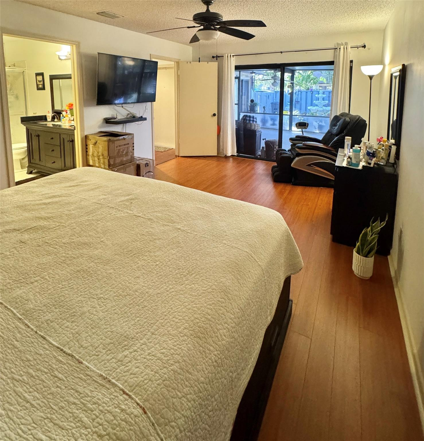 QUADRILLE - Residential