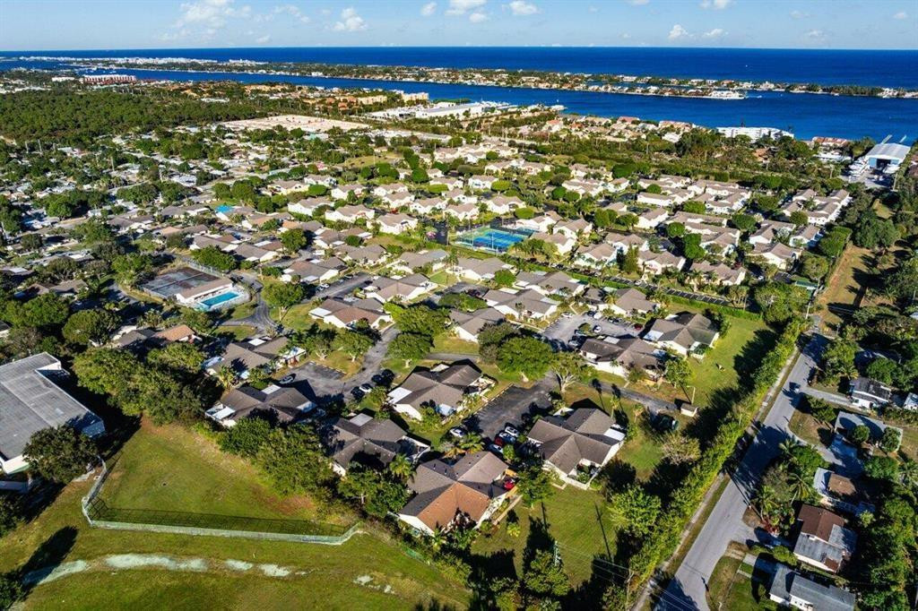 QUADRILLE - Residential