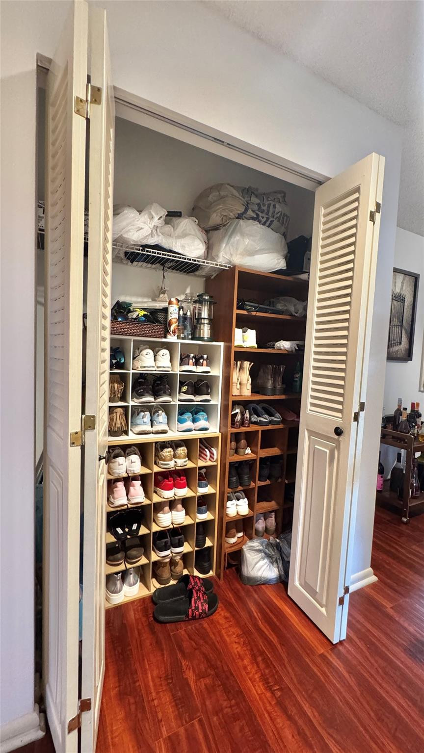 QUADRILLE - Residential