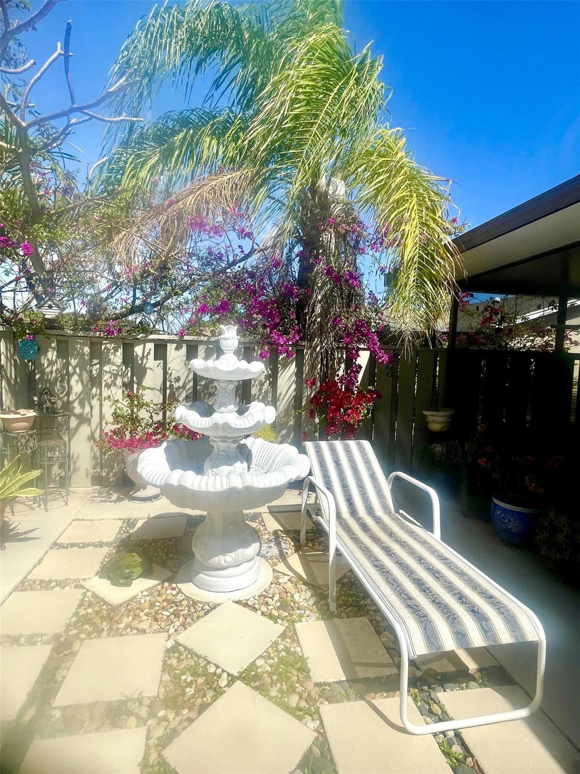 QUADRILLE - Residential