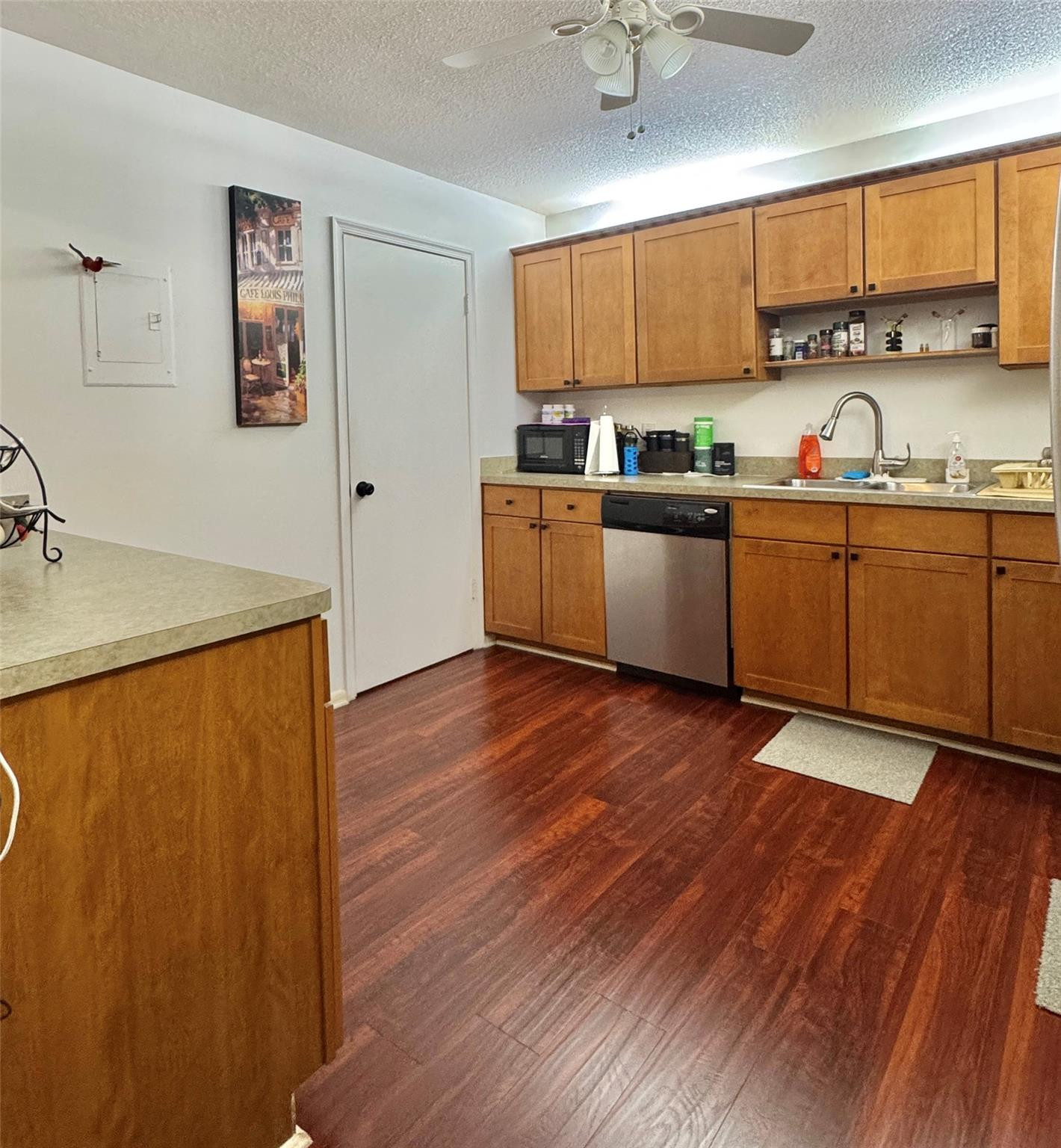 QUADRILLE - Residential