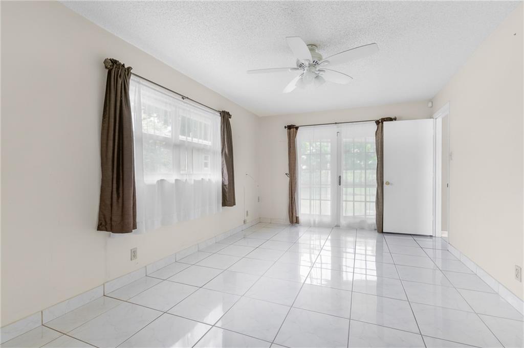 Crystal Lake 4th Sec 66-1 - Residential