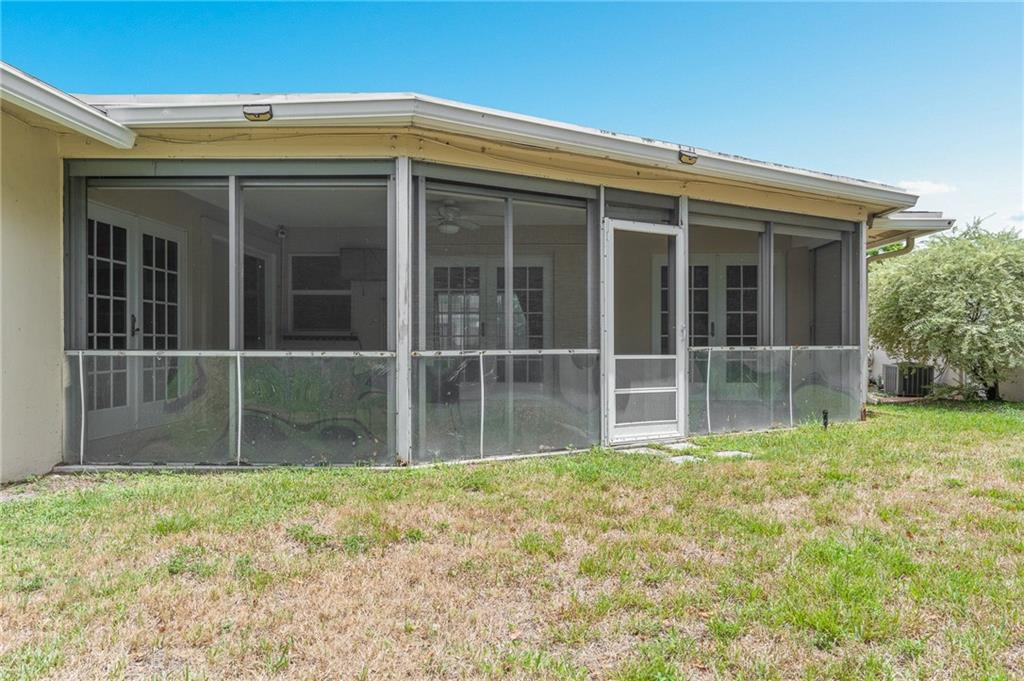 Crystal Lake 4th Sec 66-1 - Residential