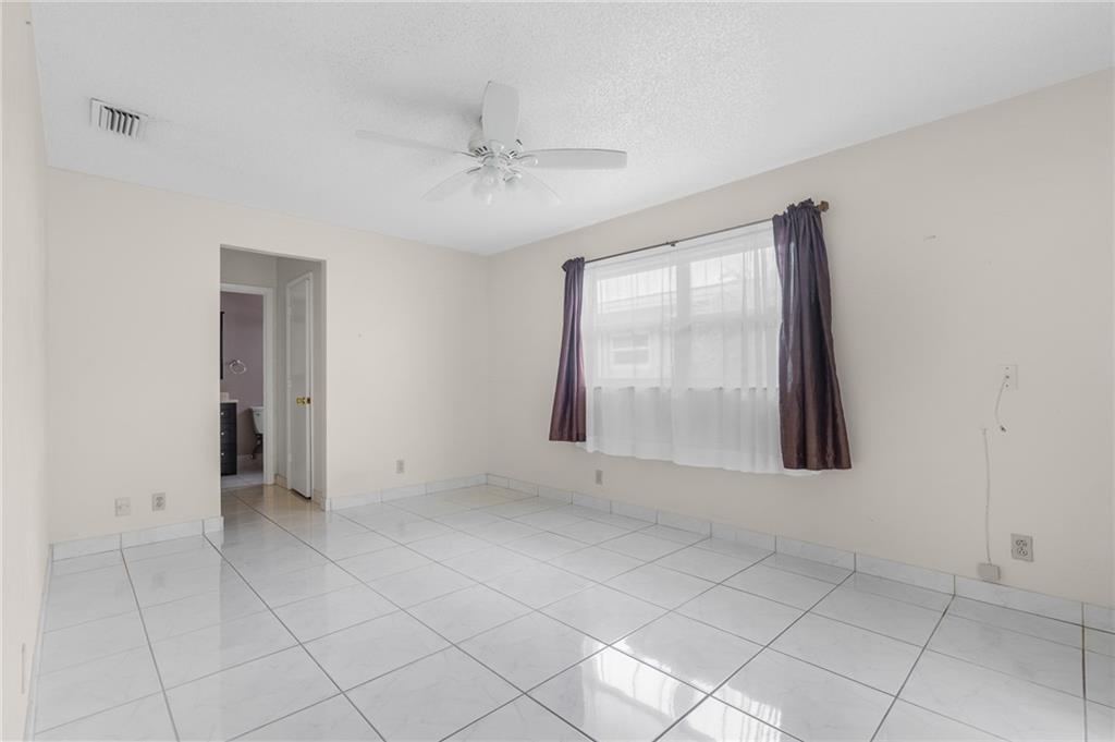 Crystal Lake 4th Sec 66-1 - Residential
