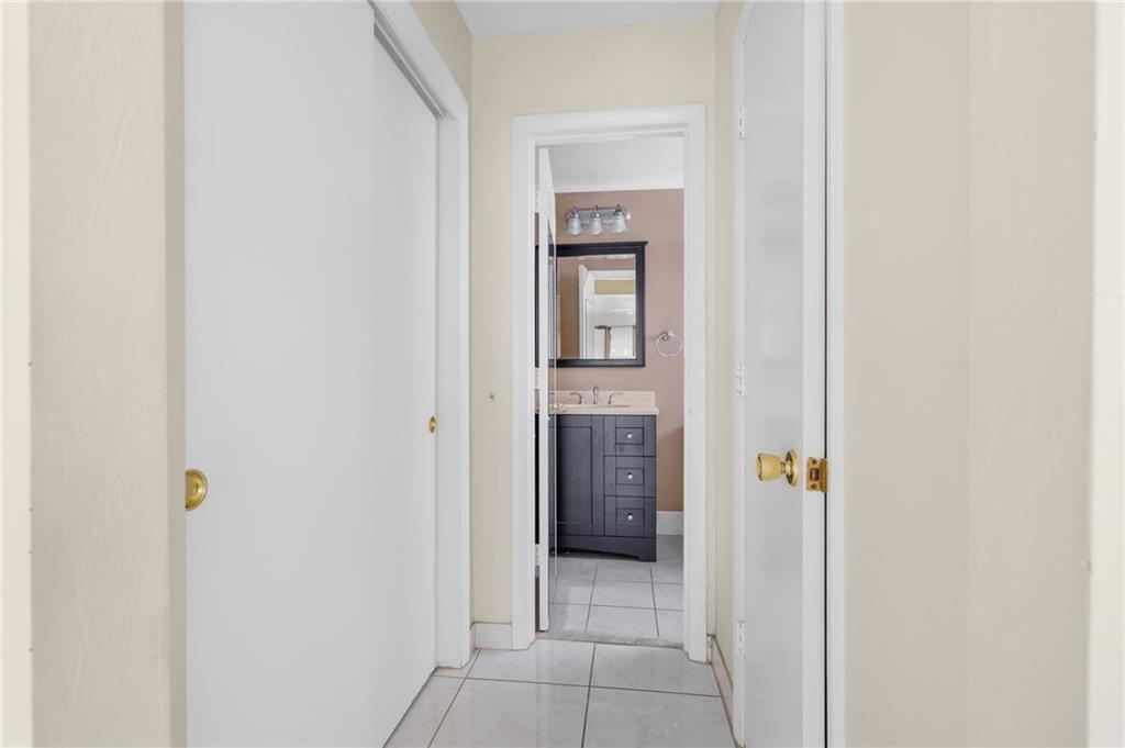 Crystal Lake 4th Sec 66-1 - Residential