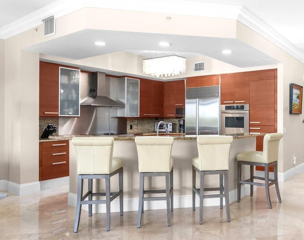 Photo of 701 SE 21st Avenue #304, Deerfield Beach, FL 33441 (MLS # B26031988)