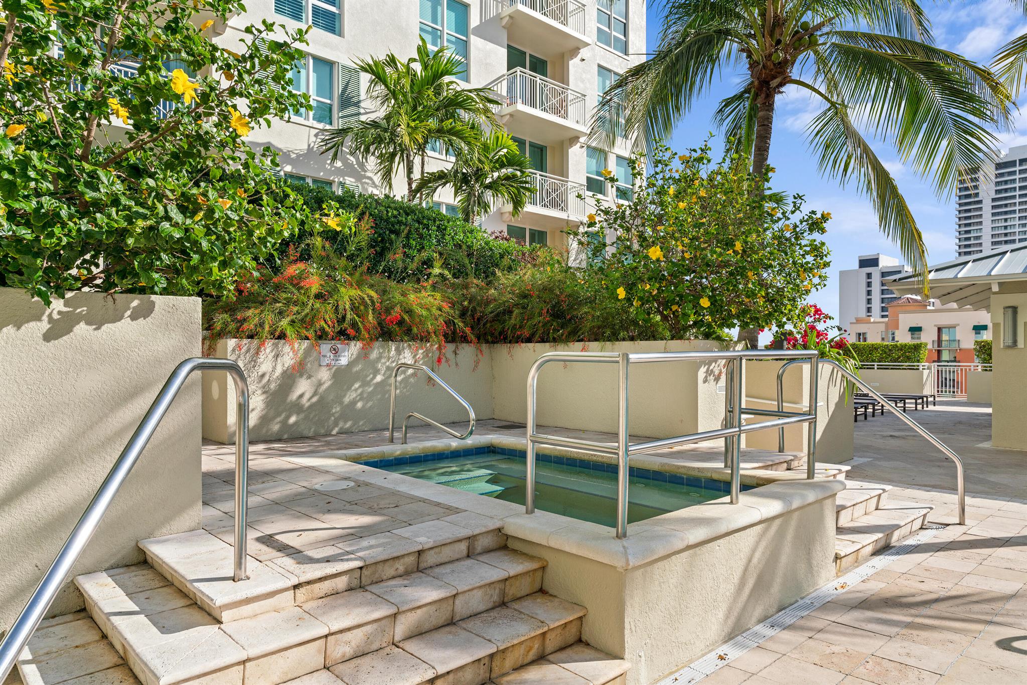 480 Hibiscus Street 227