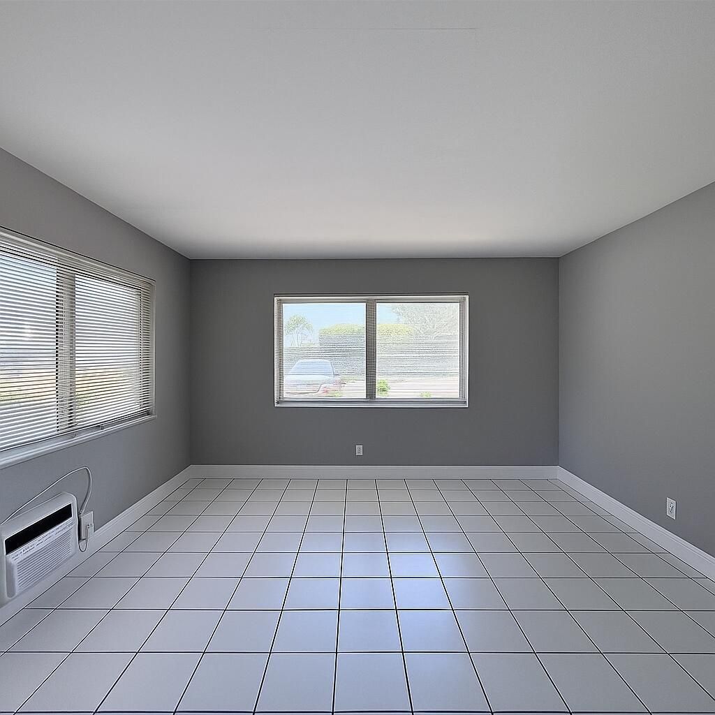 Photo of 1021 NE 8th Avenue #1, Delray Beach, FL 33483 (MLS # R11092854)