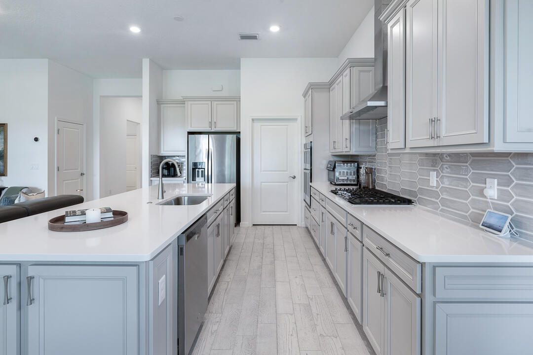 VERANDA GARDENS - Residential