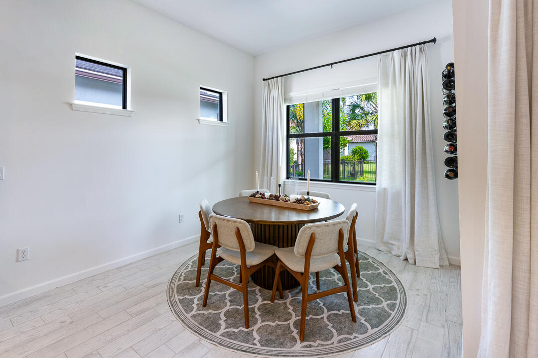 VERANDA GARDENS - Residential
