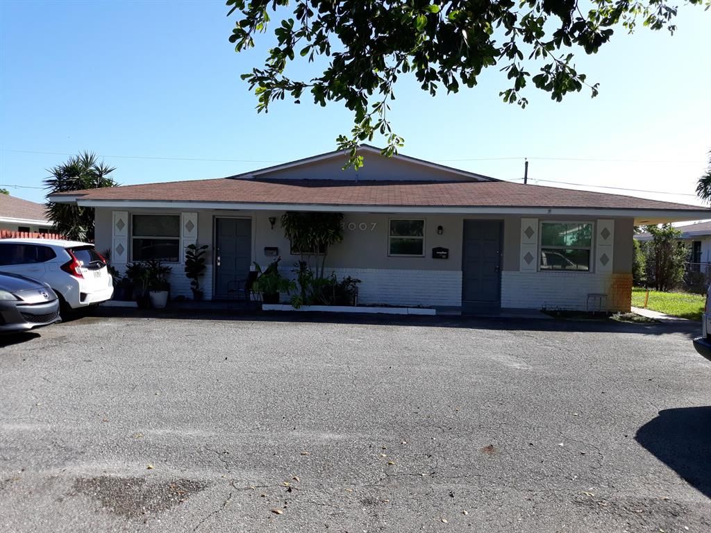 Photo of 3007 Albatross Road #3, Delray Beach, FL 33444 (MLS # R10770183)