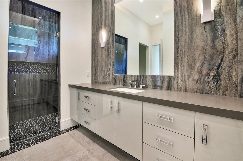 Tropic Isle - Residential