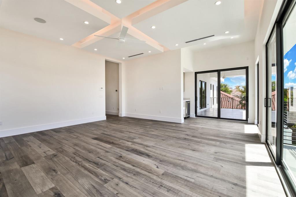 Tropic Isle - Residential