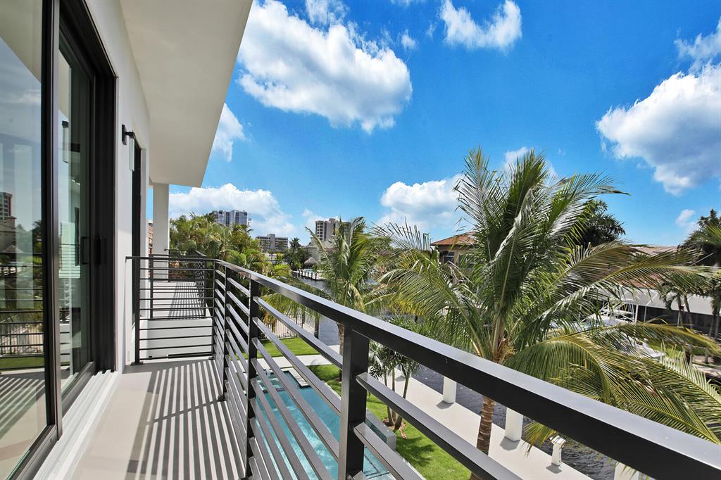 Tropic Isle - Residential