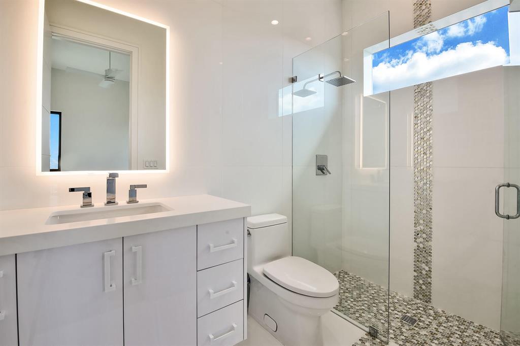 Tropic Isle - Residential