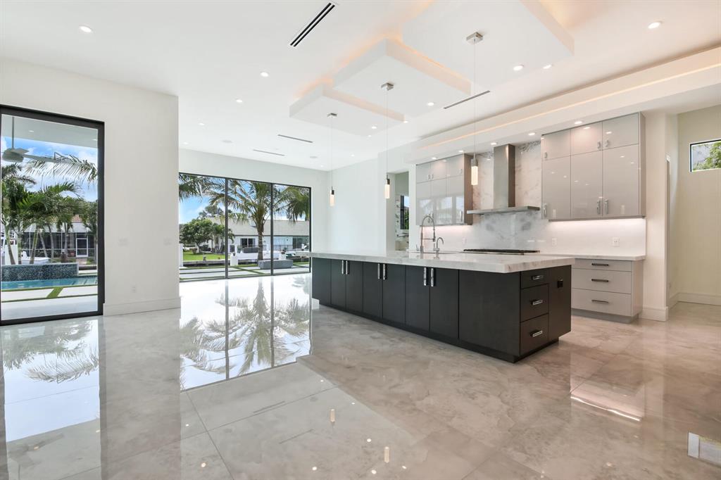 Tropic Isle - Residential