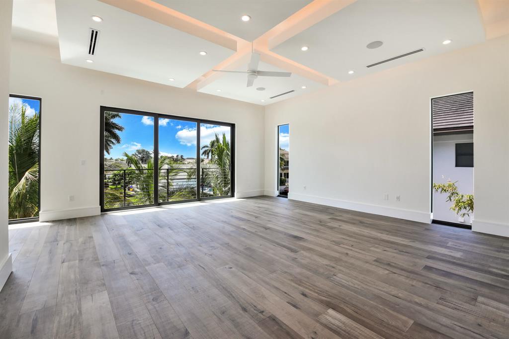 Tropic Isle - Residential