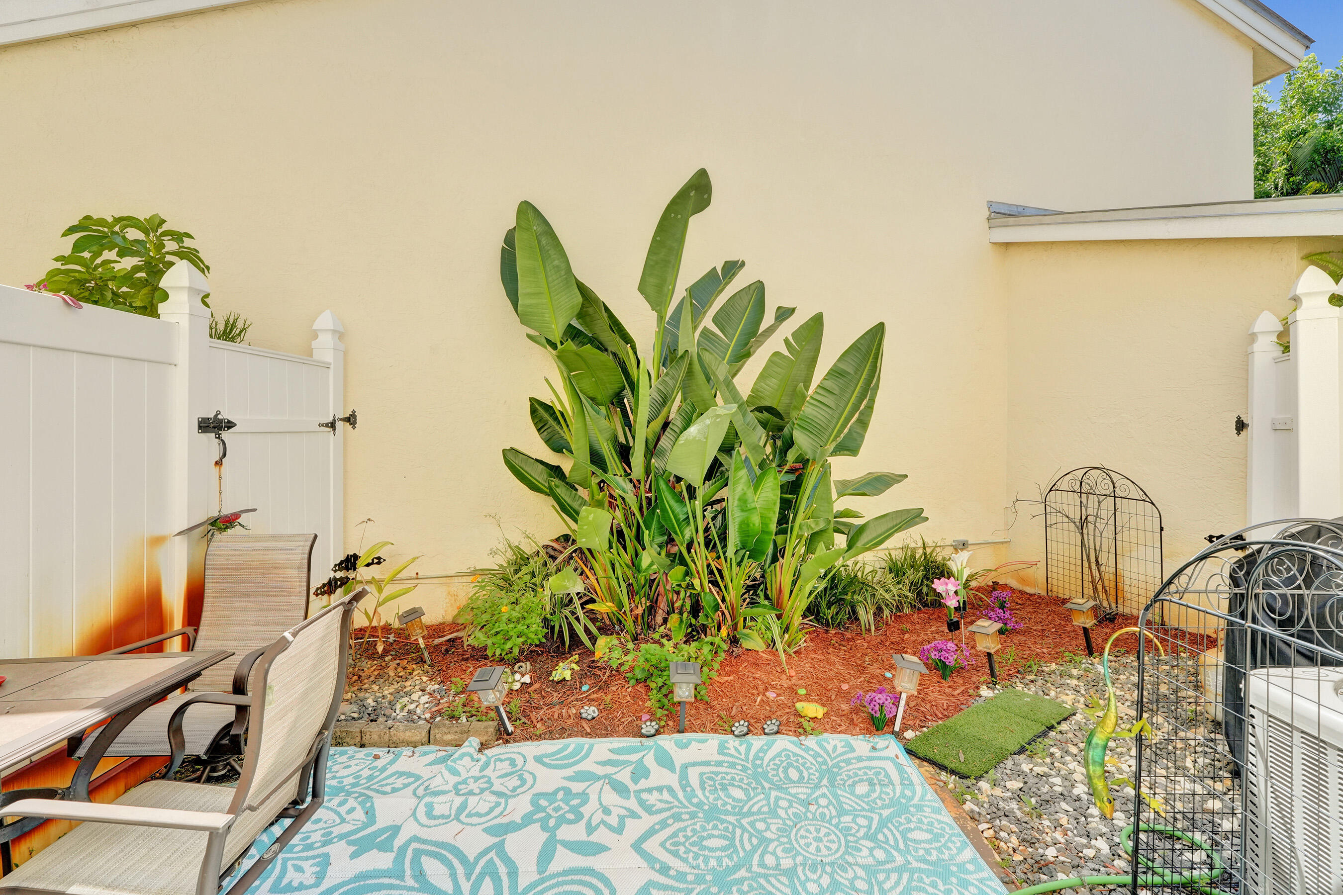 FUSION GARDENS CONDO - Residential