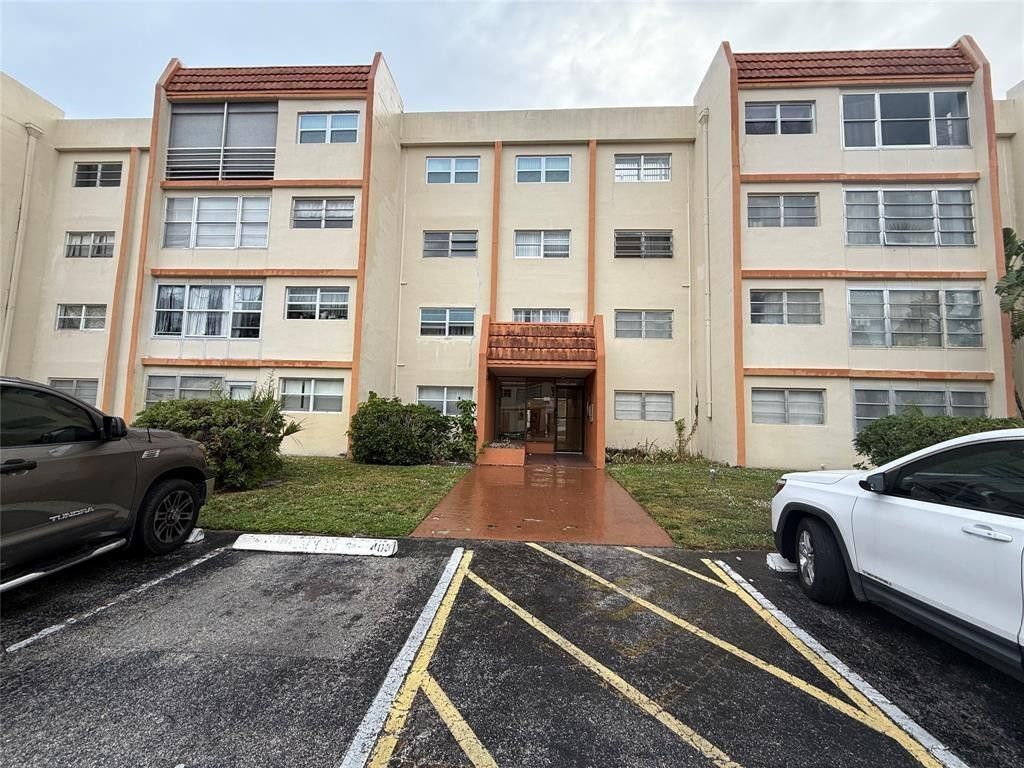Photo of 2501 NW 41st Avenue, Lauderhill, FL 33313 (MLS # B26015944)