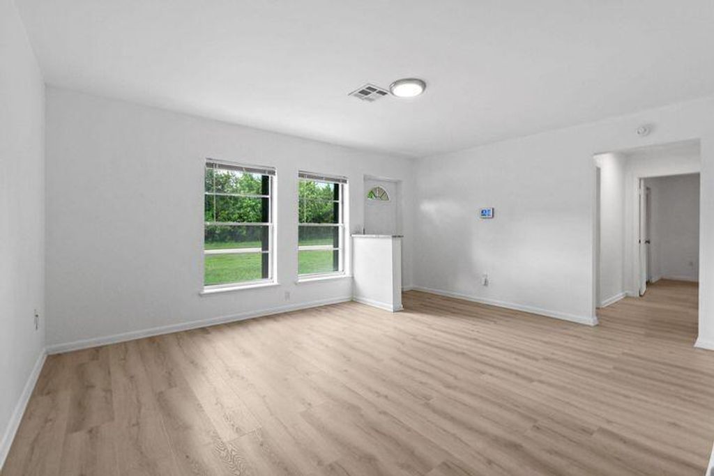 Photo of 109 SW Essex Drive, Port Saint Lucie, FL 34984 (MLS # R11124202)