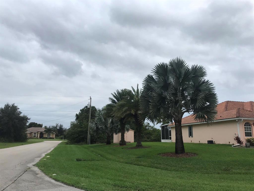 PORT ST LUCIE SECTION  34 - Land