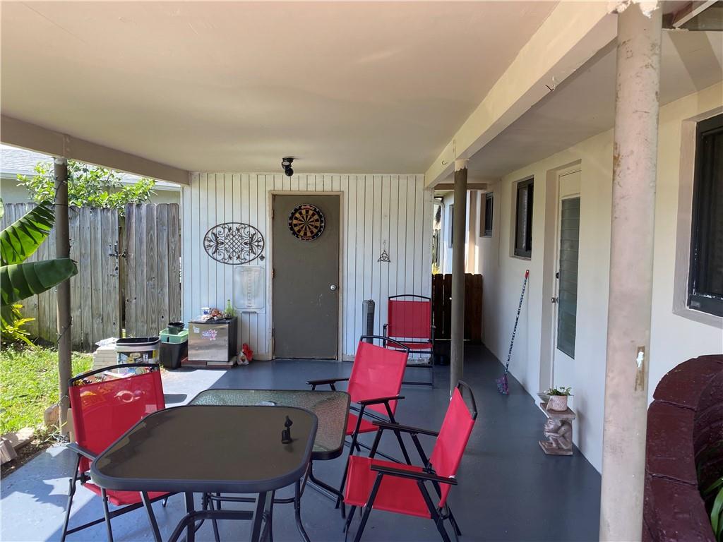 North Andrews Terrace 32- - Residential