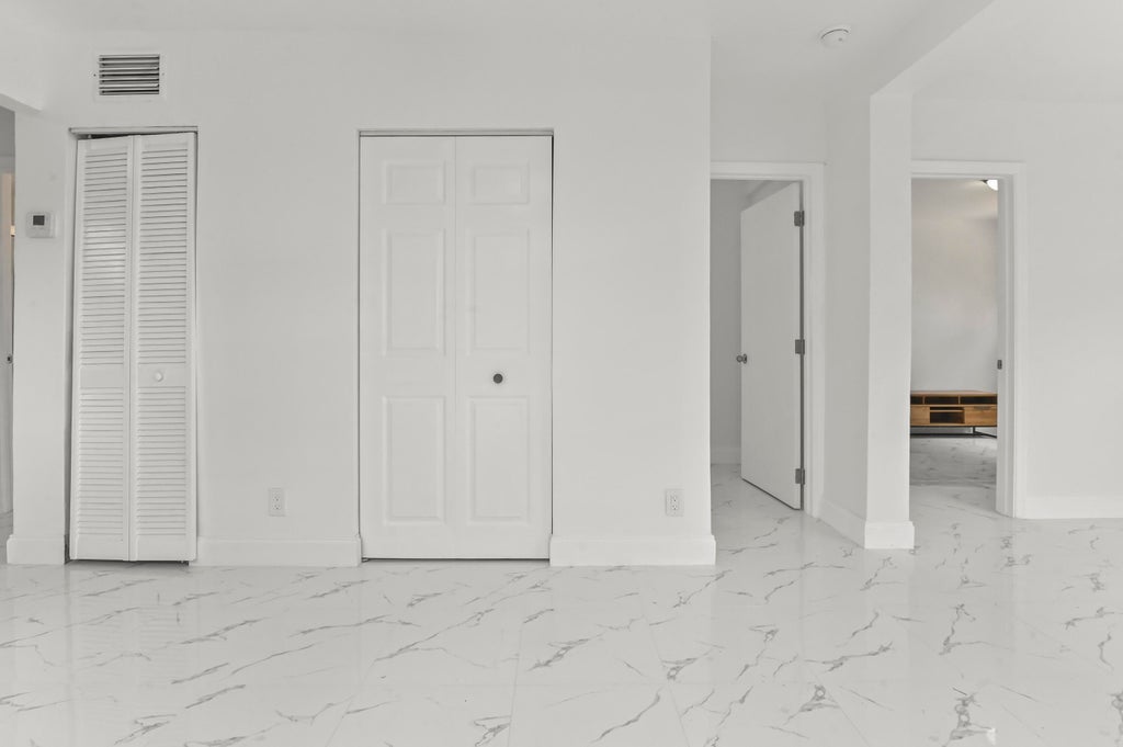 Photo of 515 Putnam Road, West Palm Beach, FL 33405 (MLS # B26078454)