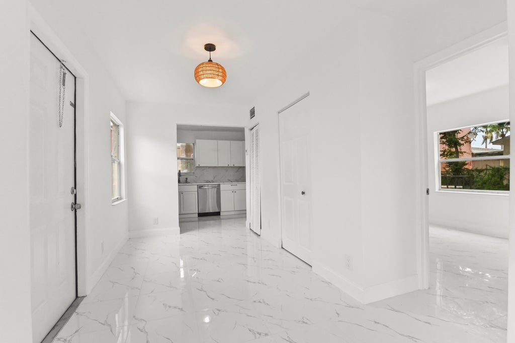 Photo of 515 Putnam Road, West Palm Beach, FL 33405 (MLS # B26078454)