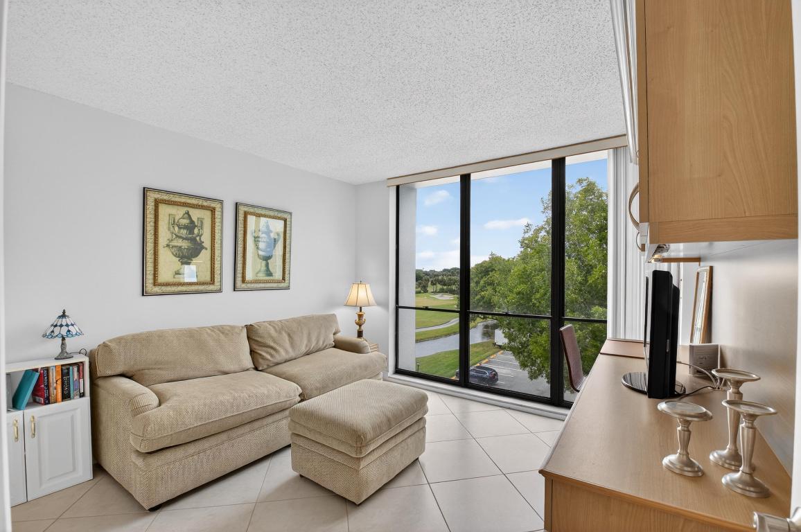 Bridgewood Midrise - Residential