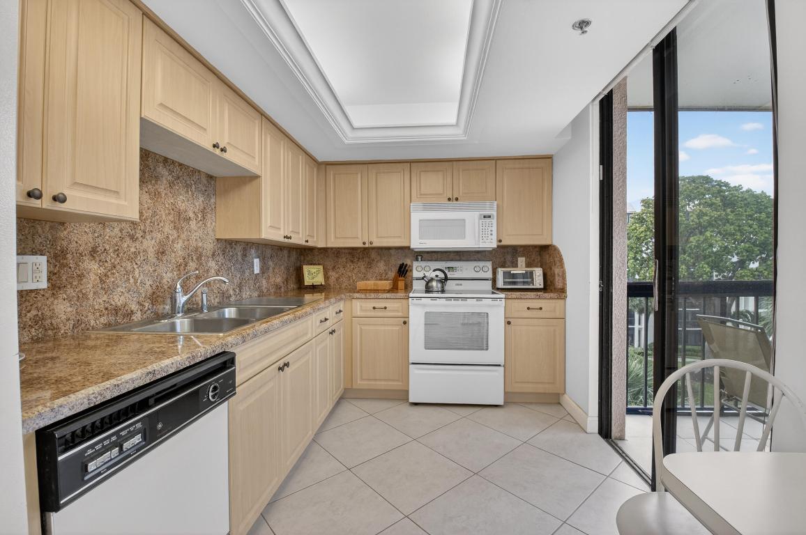 Bridgewood Midrise - Residential