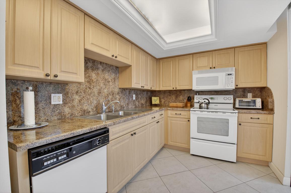 Bridgewood Midrise - Residential