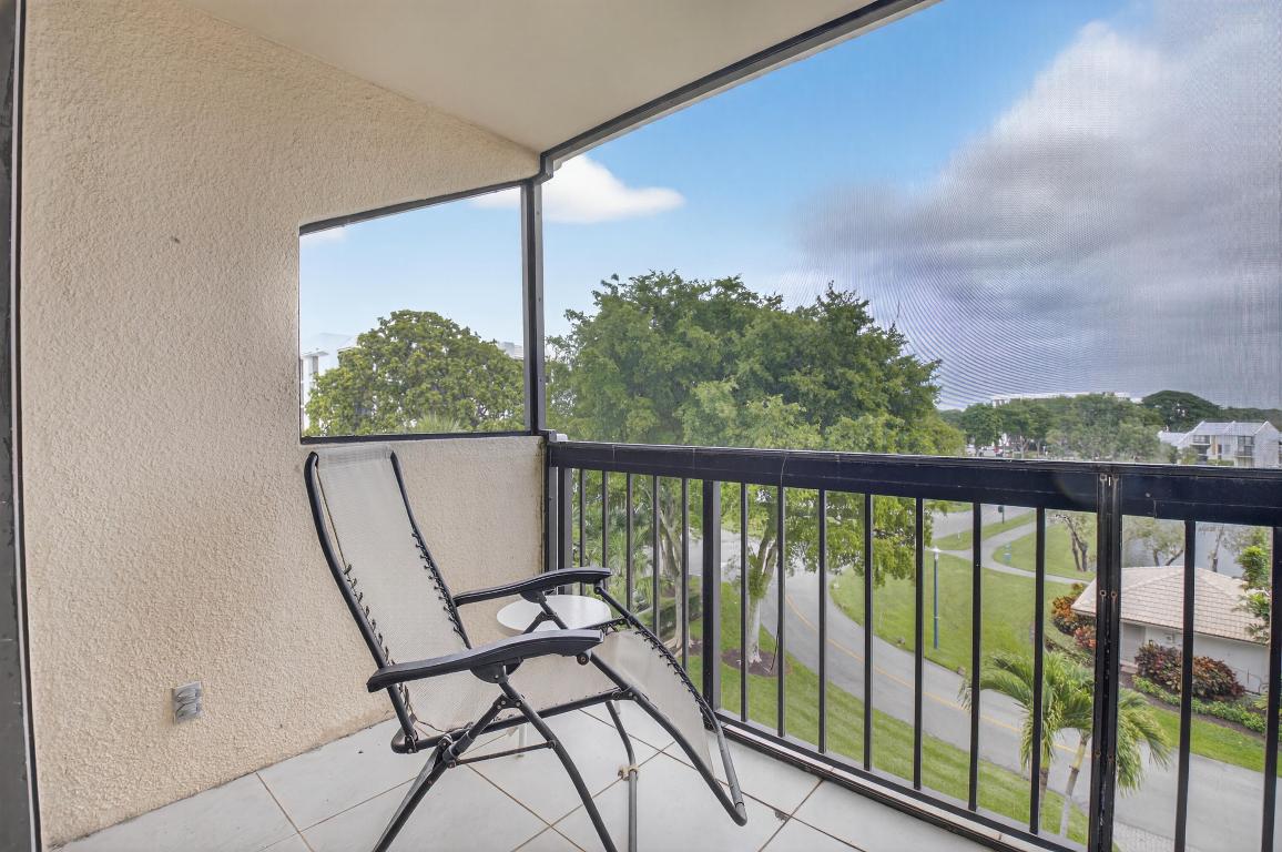 Bridgewood Midrise - Residential