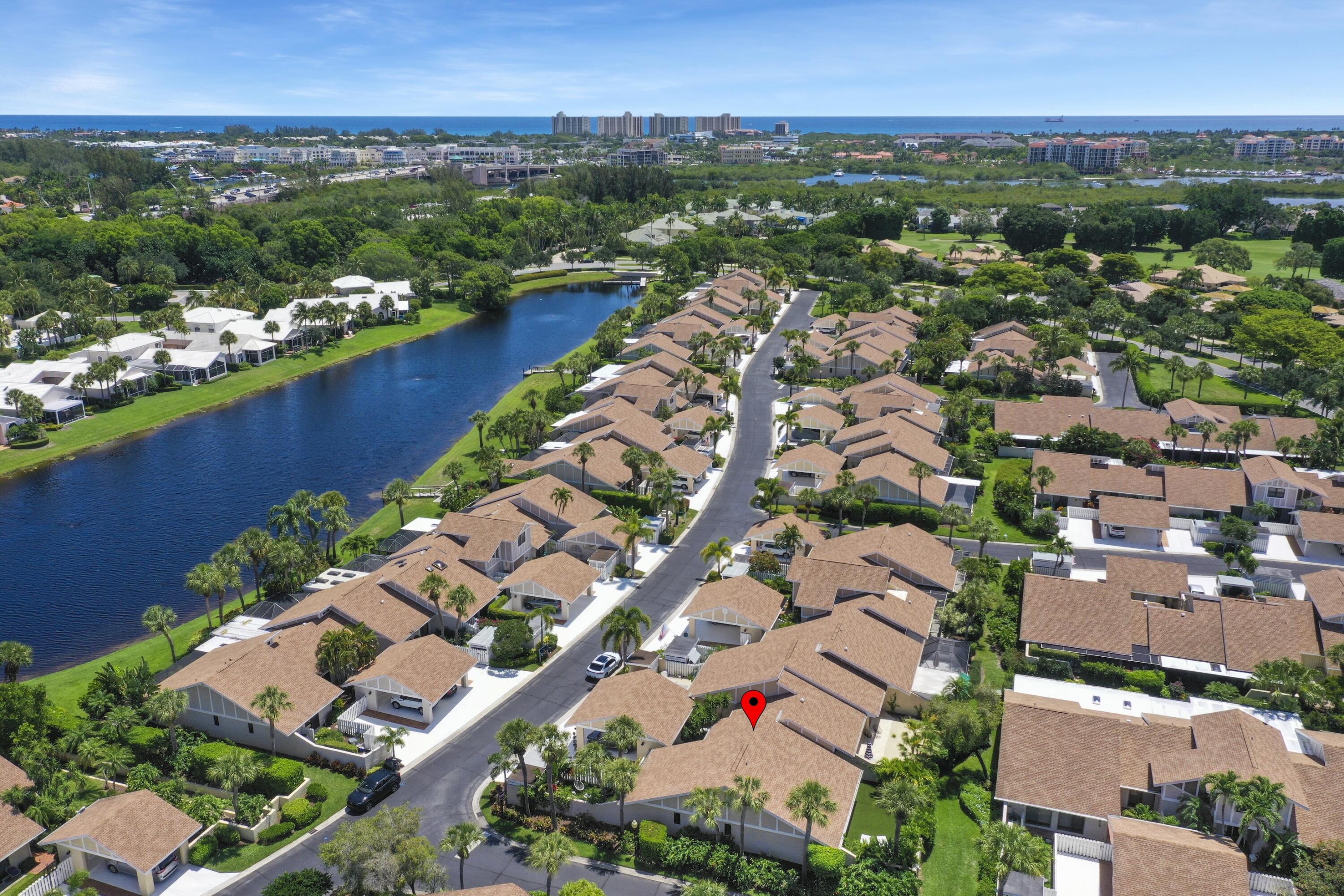 CAPE POINTE OF JONATHANS LANDING - Residential