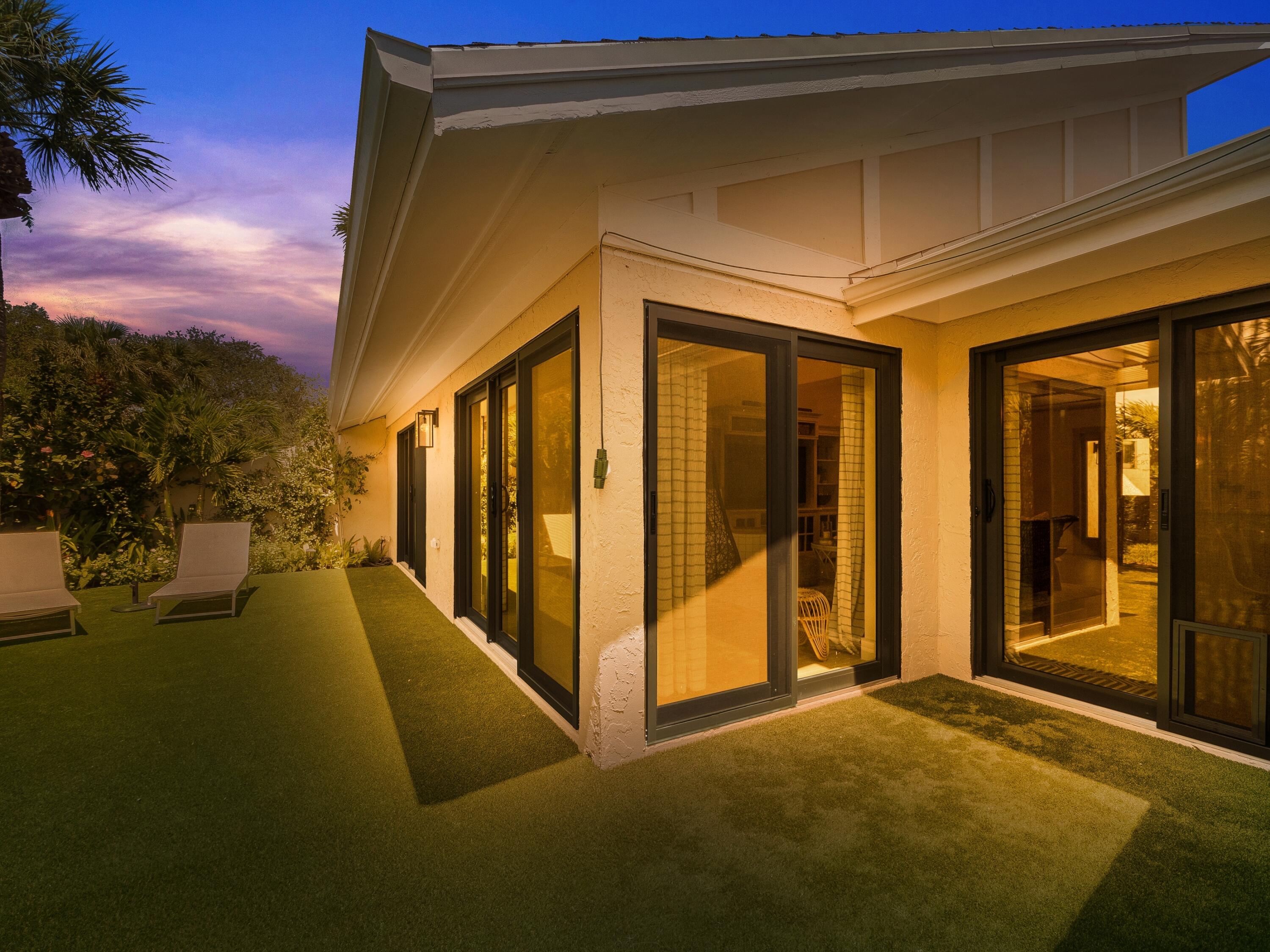 CAPE POINTE OF JONATHANS LANDING - Residential