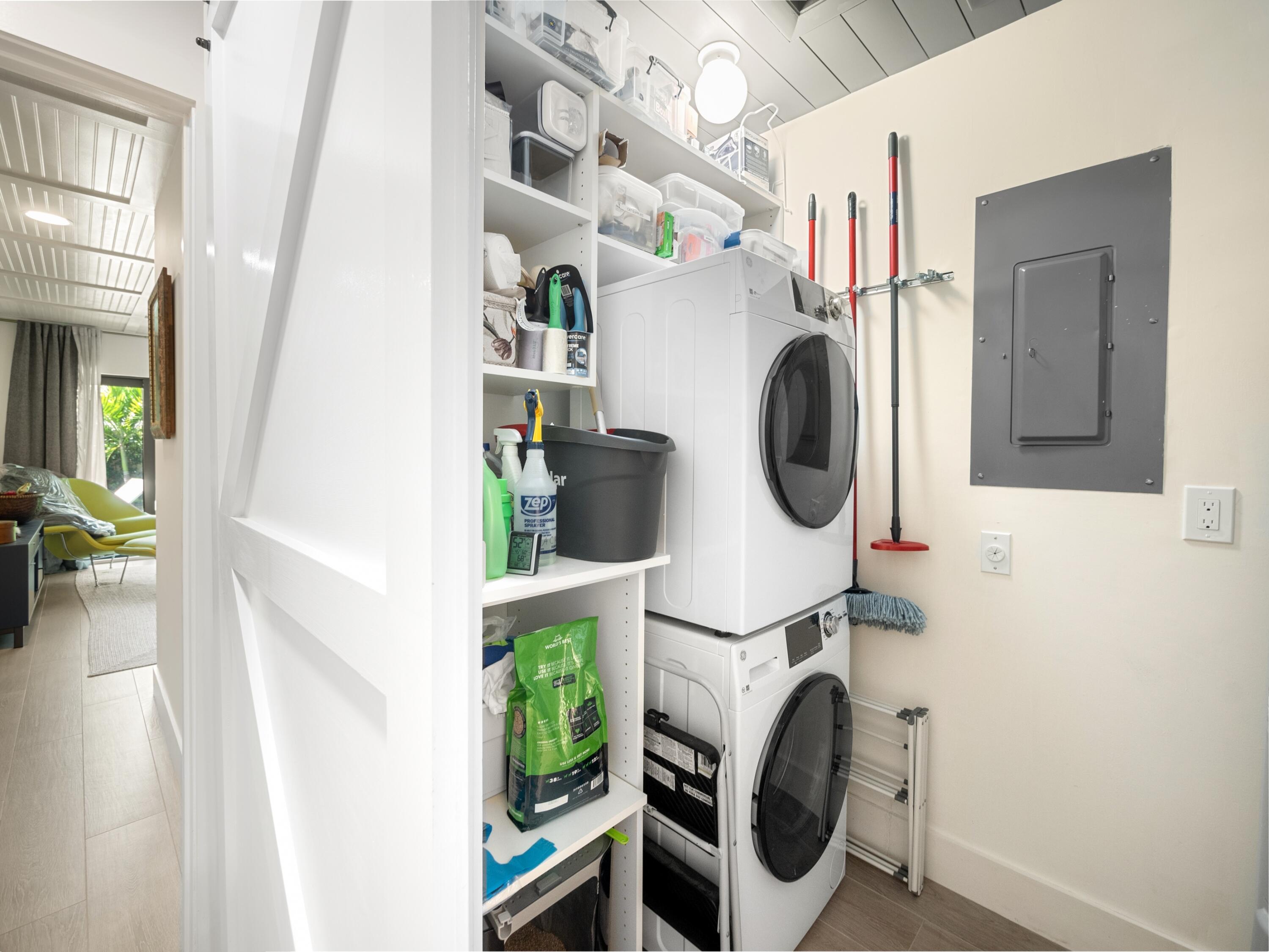 CAPE POINTE OF JONATHANS LANDING - Residential