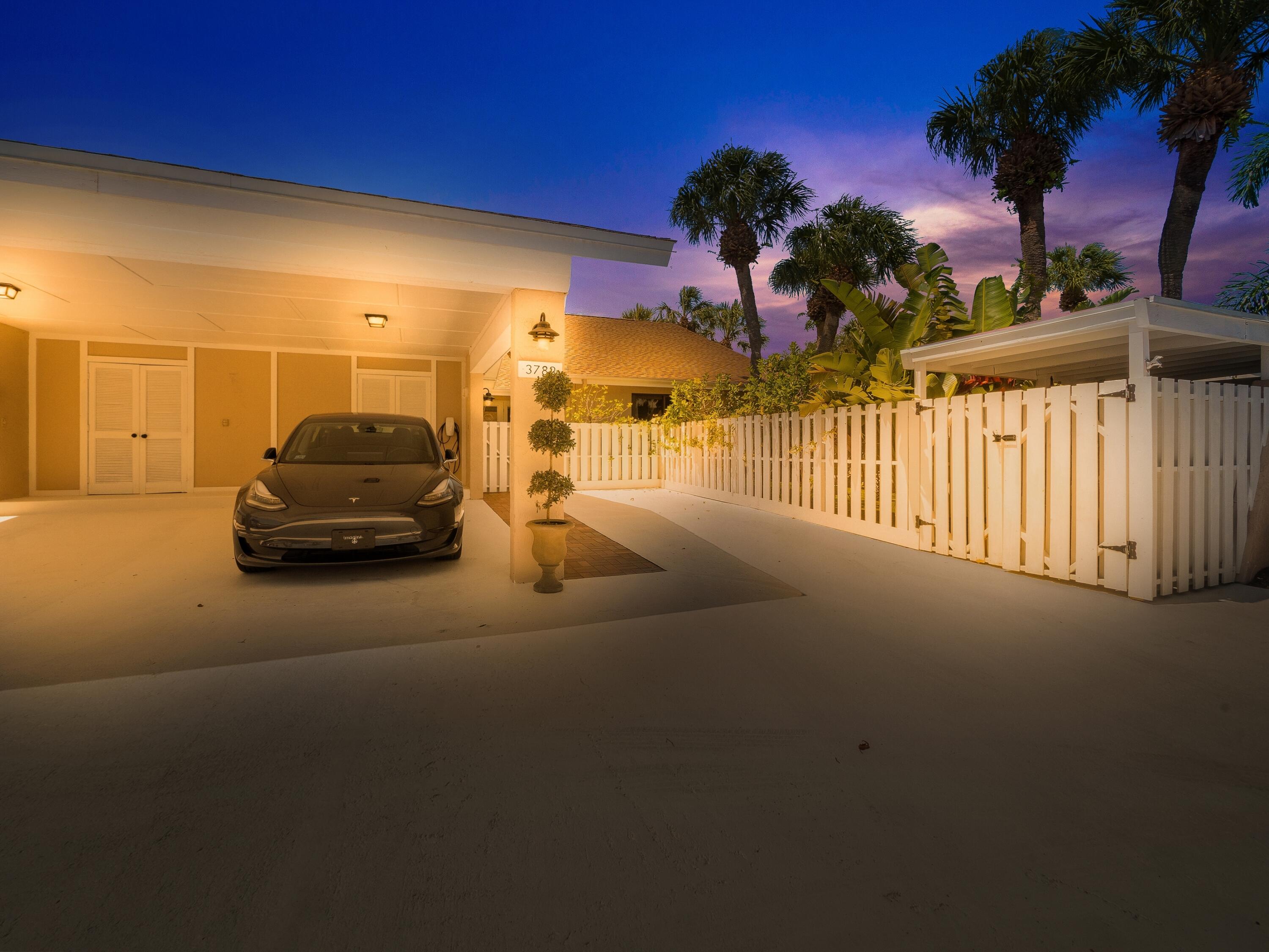 CAPE POINTE OF JONATHANS LANDING - Residential