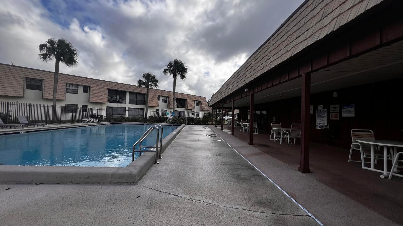Properties 4709 Oak Terrace Drive