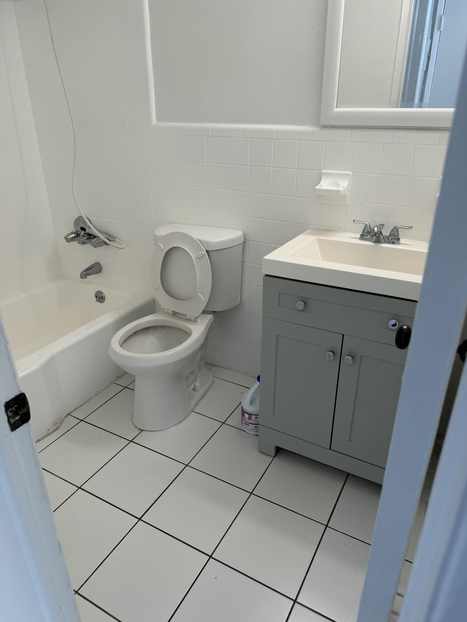 THREE RIVERS EAST CONDO - Residential Lease