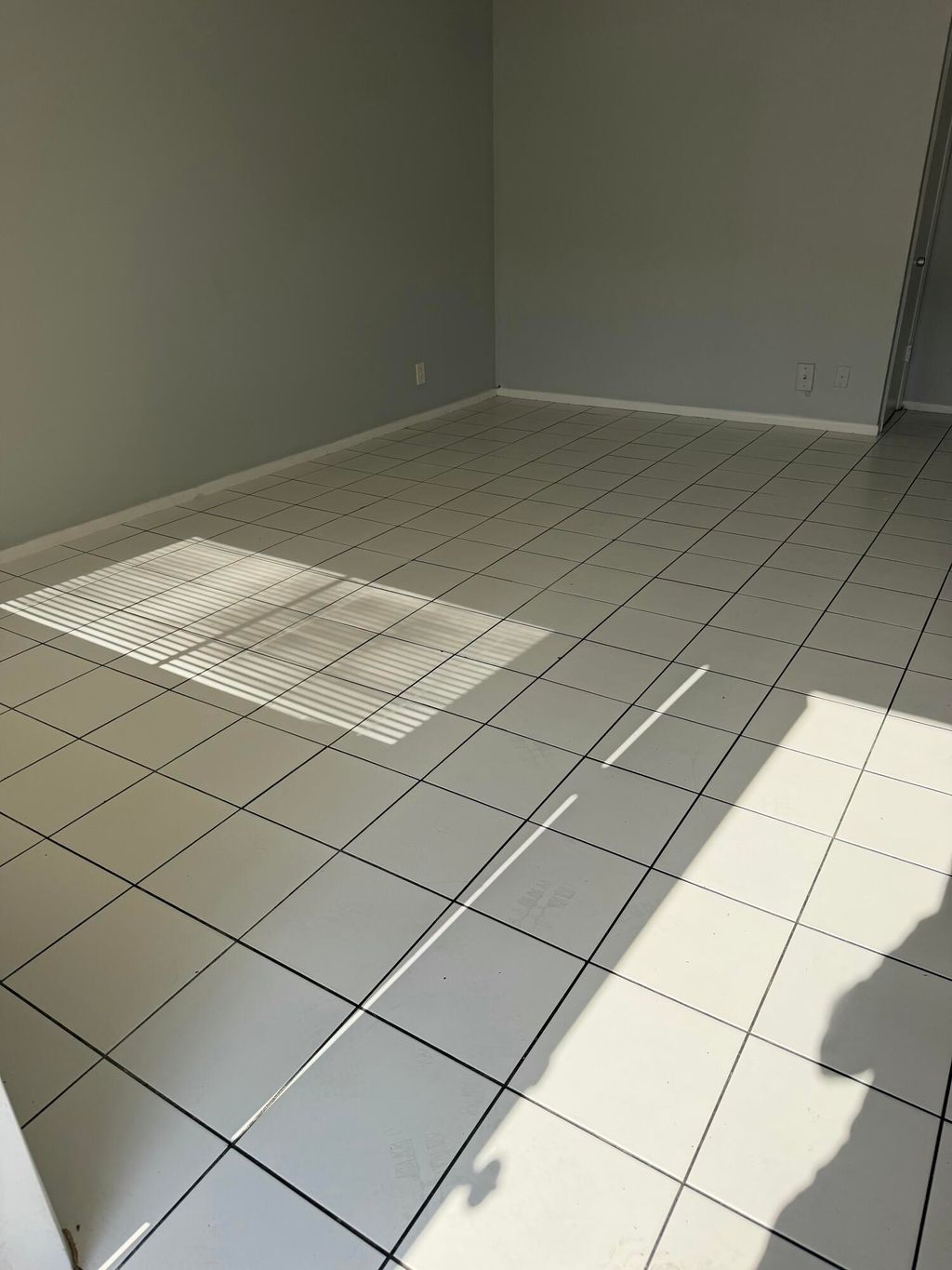 Photo of 1812 E Oakland Park Boulevard #29, Oakland Park, FL 33306 (MLS # B26018346)