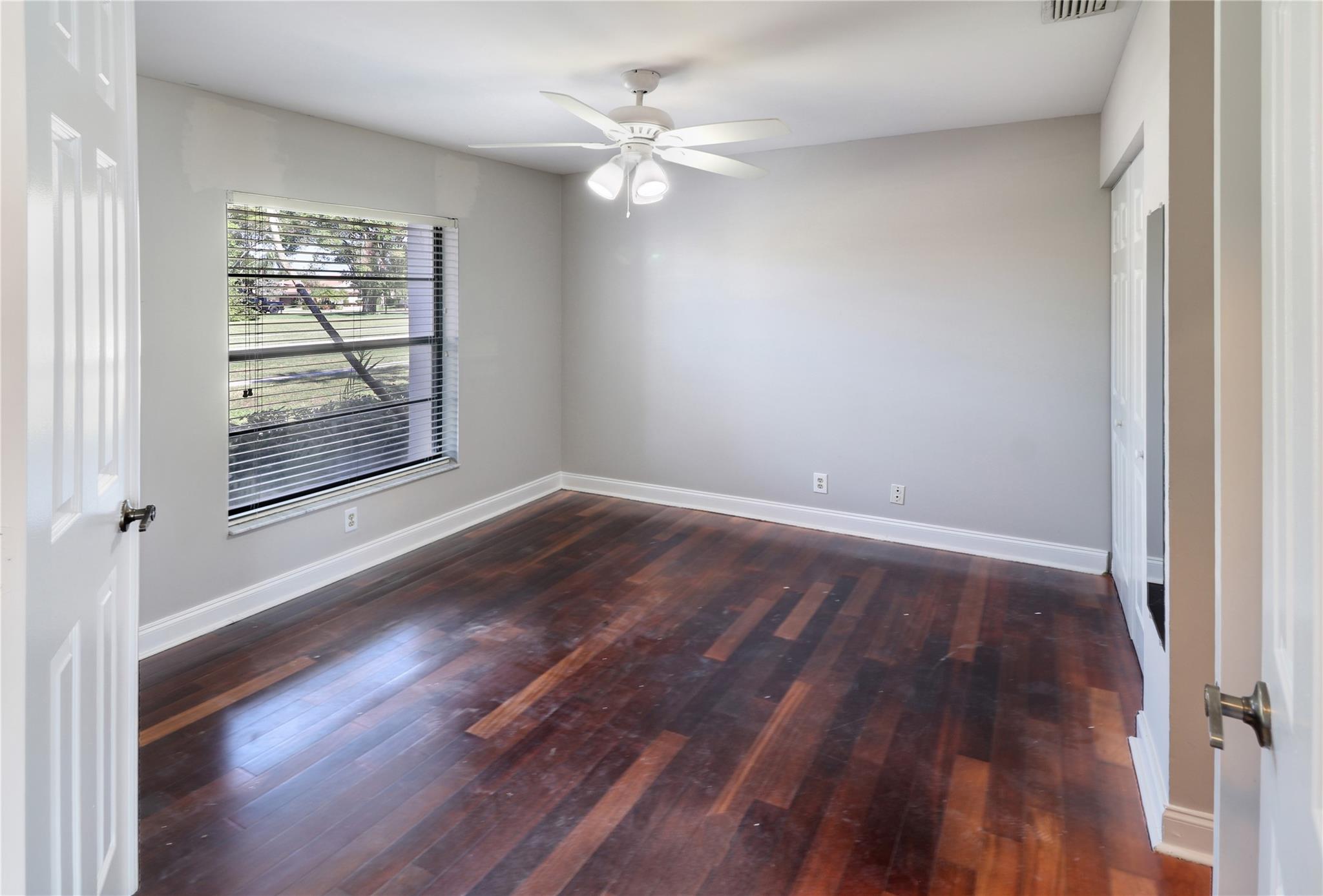 Island Lakes 02 Sec 01 - Residential Lease