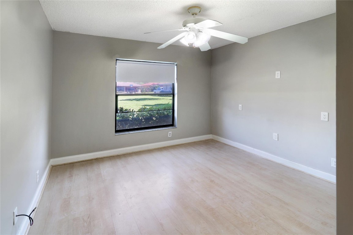 Island Lakes 02 Sec 01 - Residential Lease