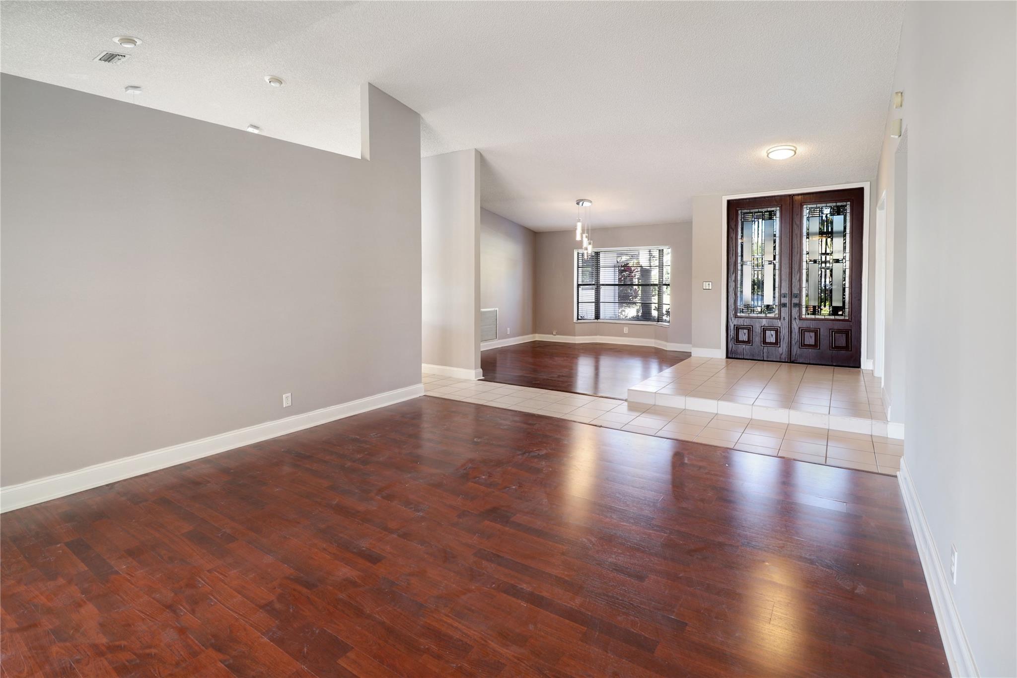 Island Lakes 02 Sec 01 - Residential Lease