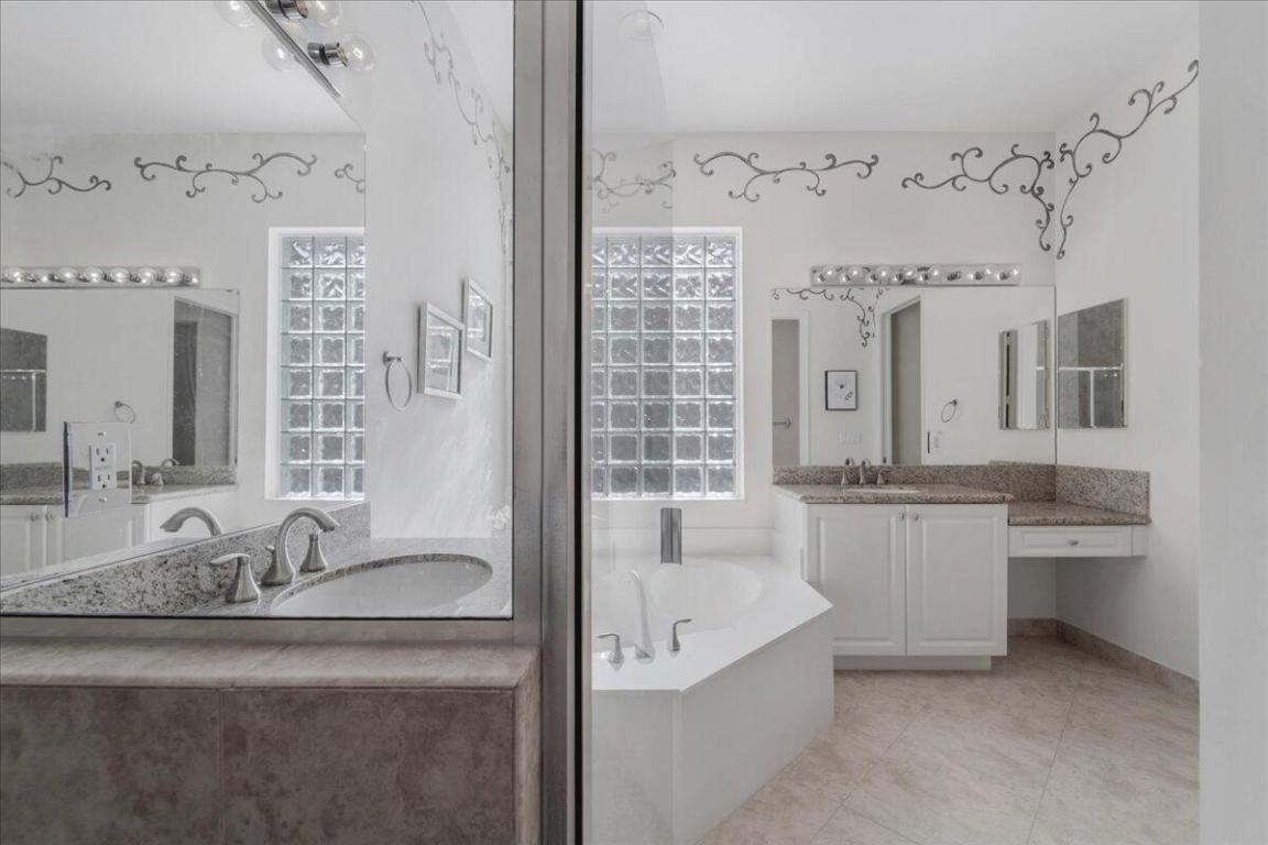 Valencia Pointe - Residential