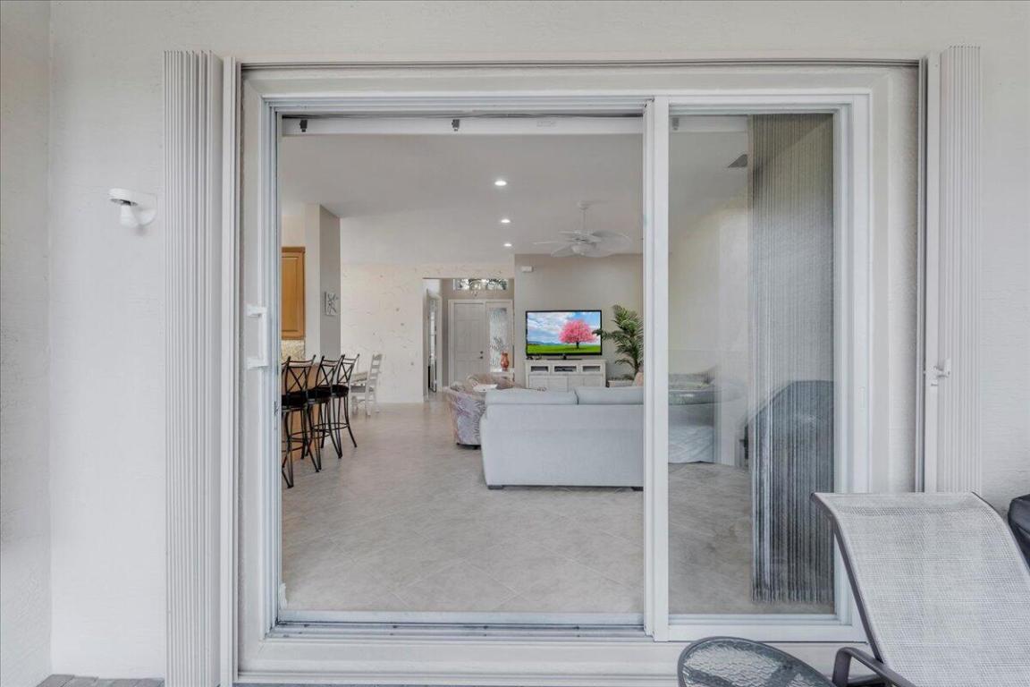 Valencia Pointe - Residential