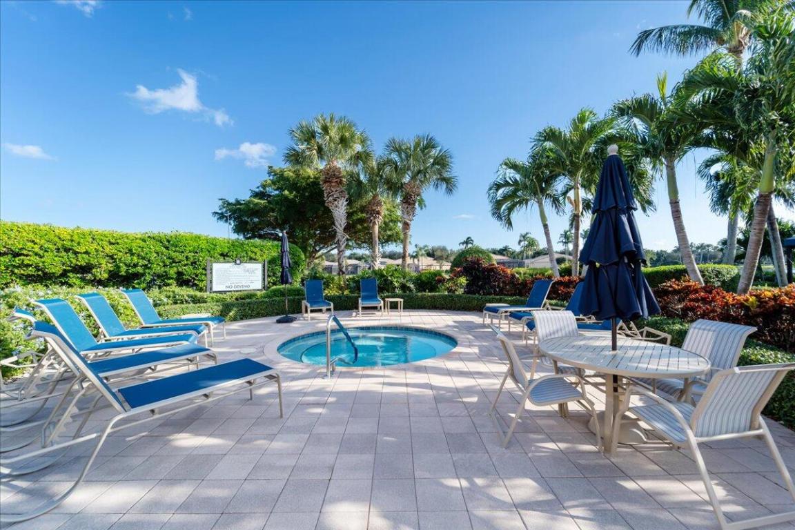 Valencia Pointe - Residential