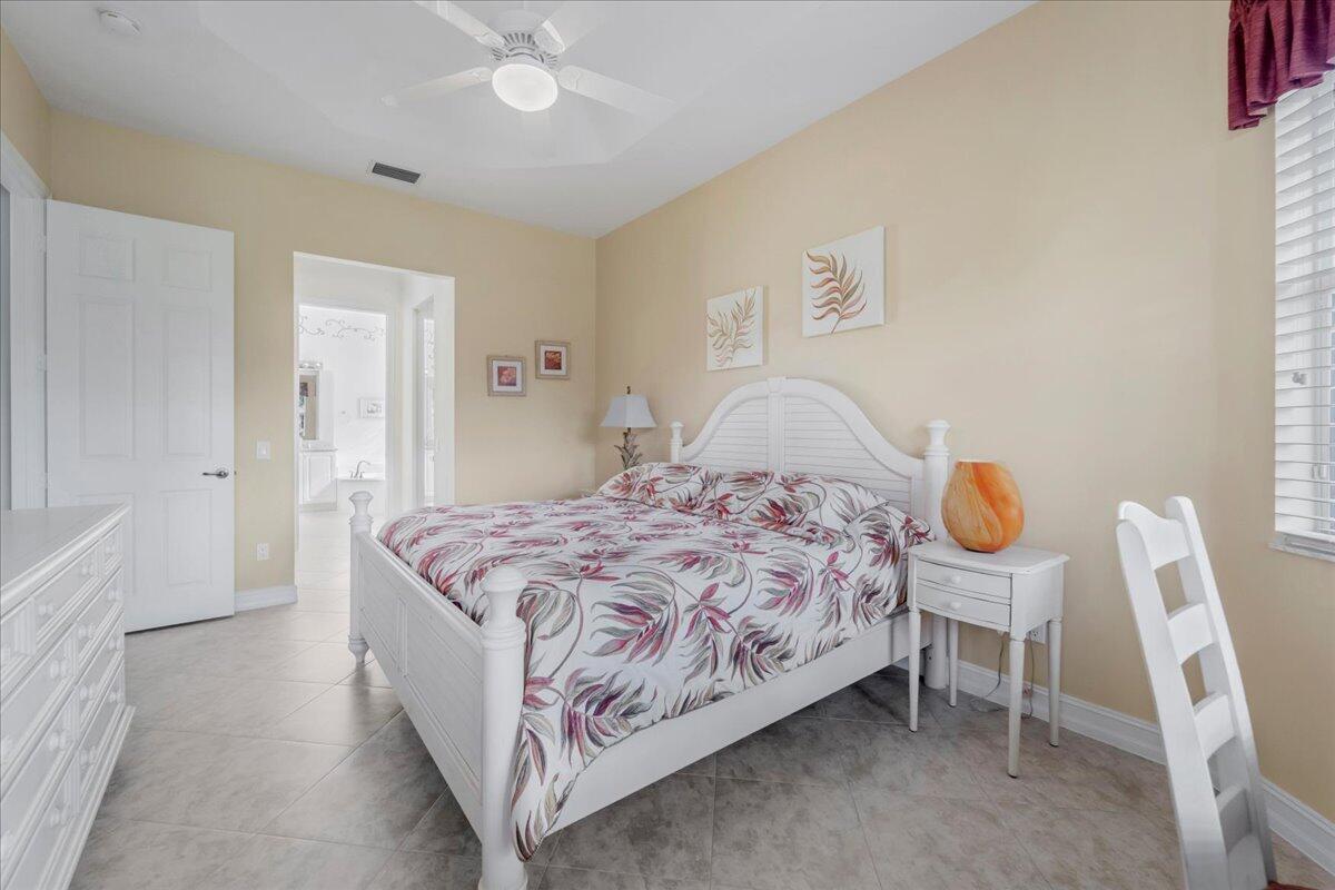 Valencia Pointe - Residential