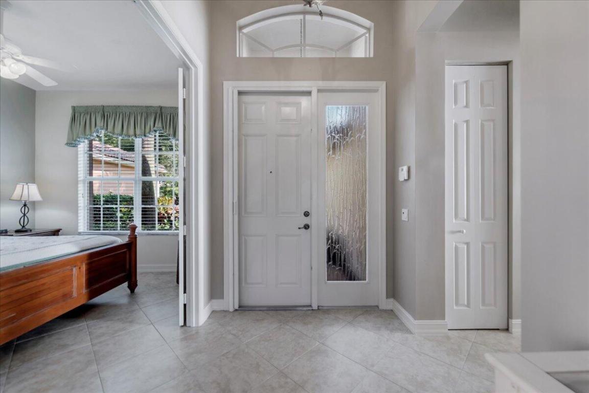 Valencia Pointe - Residential