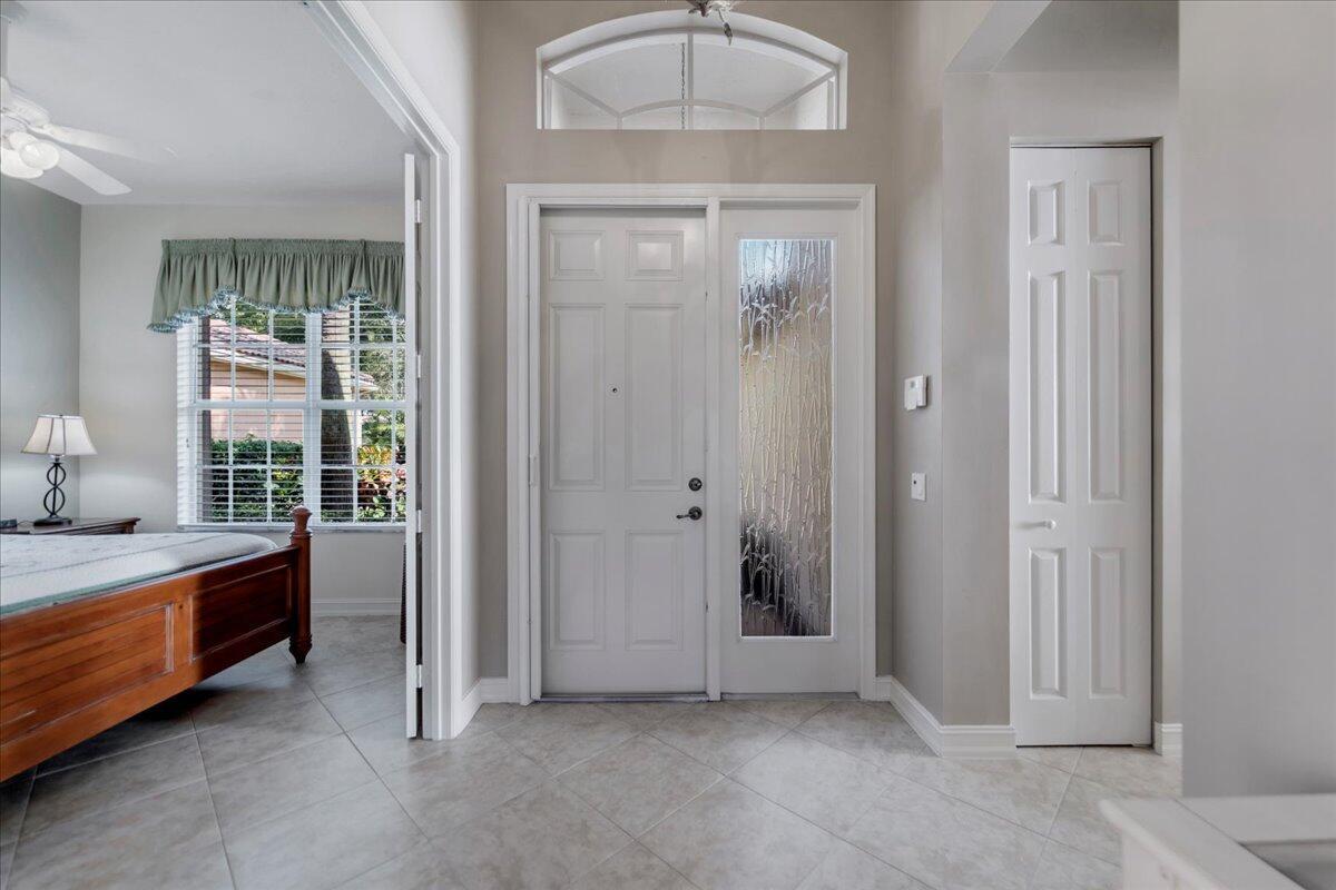 Valencia Pointe - Residential